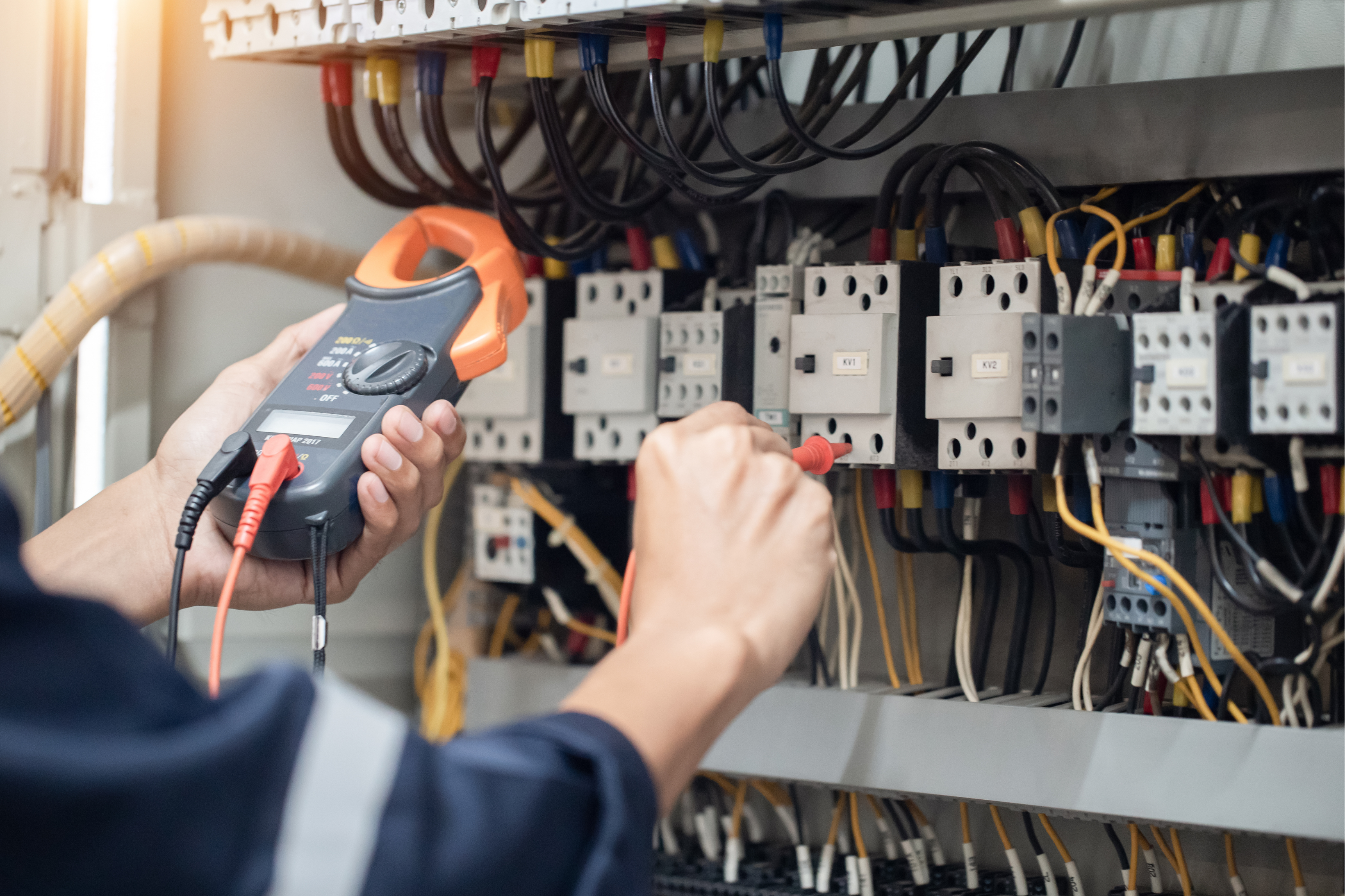 Formazione iniziale addetti ai lavori elettrici: Norma CEI 11-27 Edizione 2025 (PES PAV PEI)